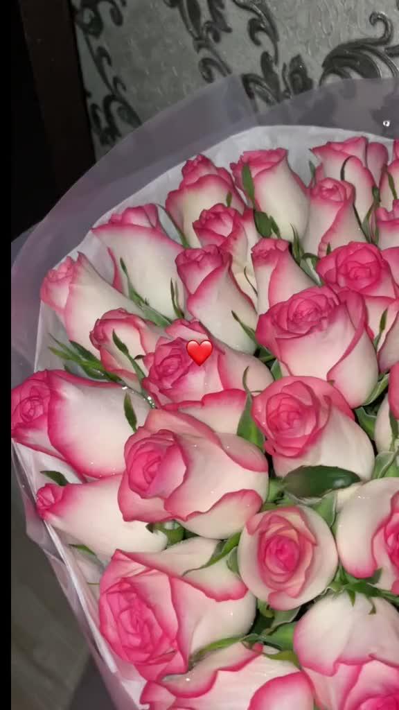 StableClaritySystem workshop space where corporate flower arrangements are designed and prepared for business delivery